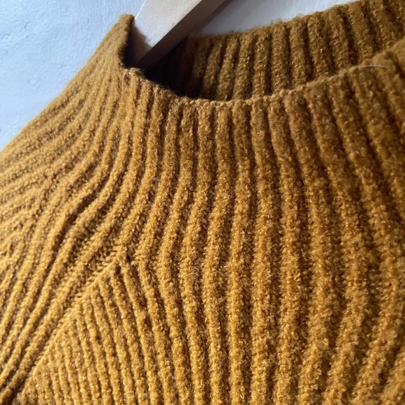 Madewell Northfield Mock Neck Chunky Funnel Knit Harvest Gold Sweater - Picture 10 of 13